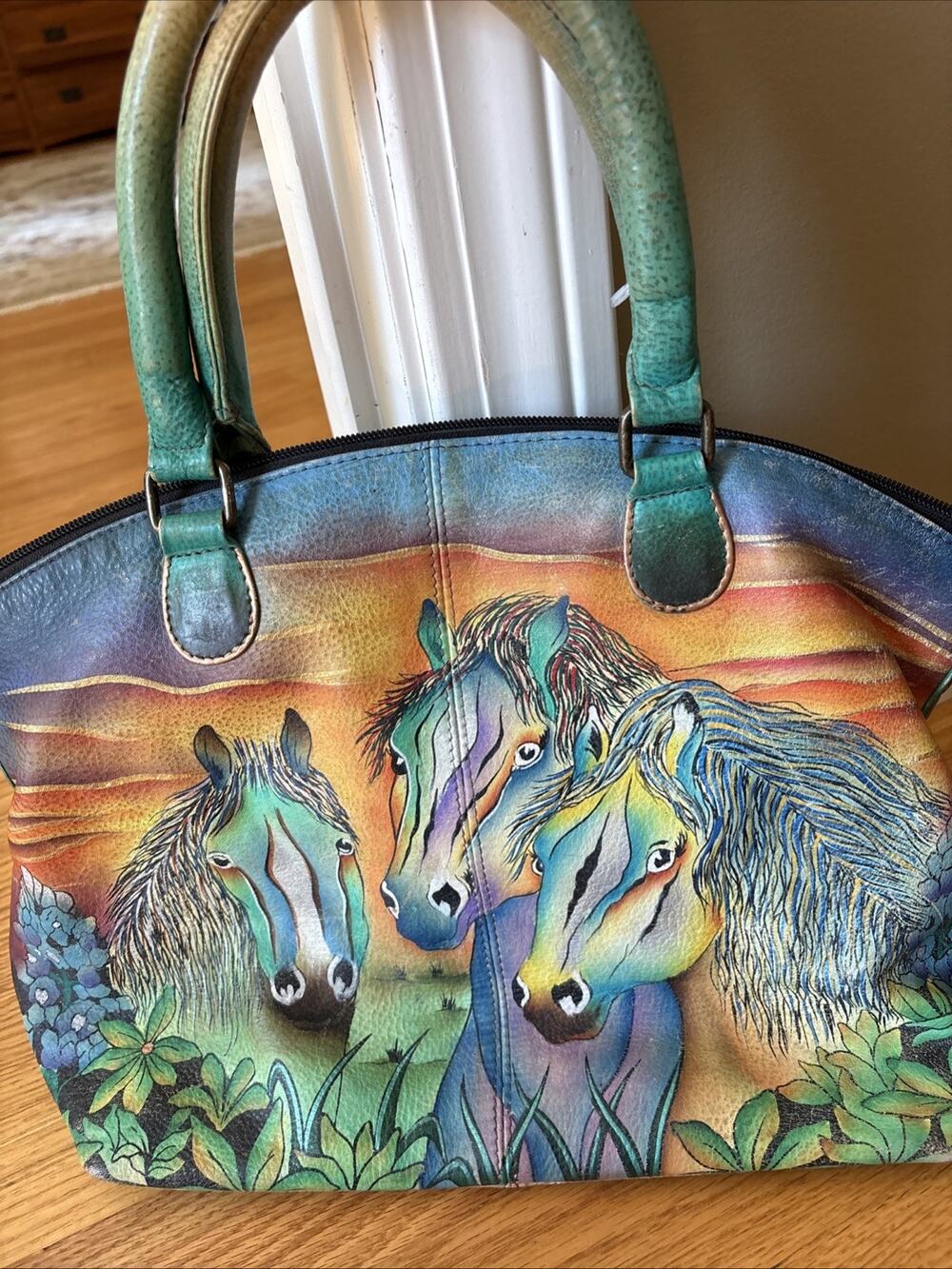 Anuschka Hand Painted Leather Handbag horses Design Multicolor 2 handle zip